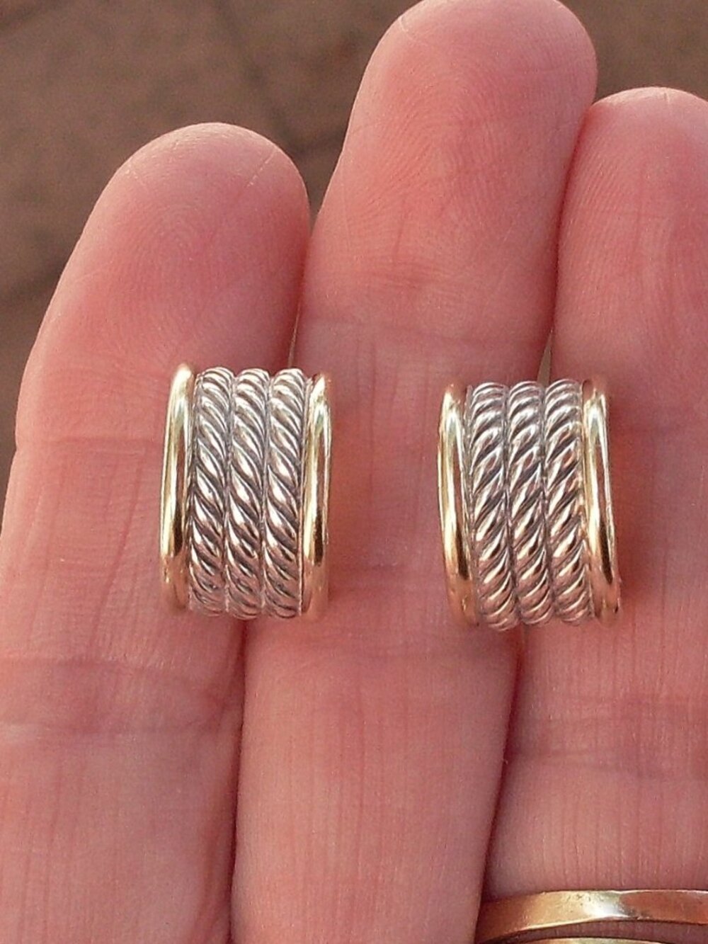 Rare & Retired David Yurman Origami Hoop Earrings - DY Backs - 18K/925